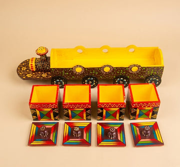 Wooden Serving train Tray set- Black & Red 4