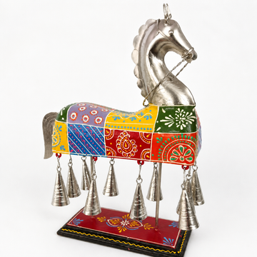 Wooden Horse Décor with Bells - 8 × 12 Inches