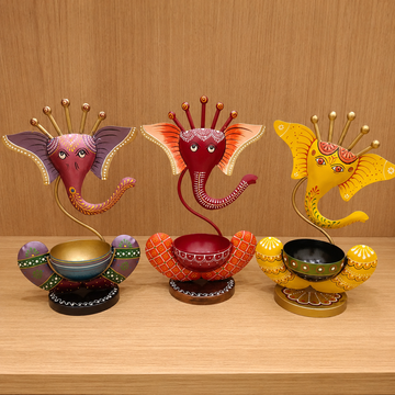 Wooden Ganesh Tealight Holder - 10 × 6 Inches